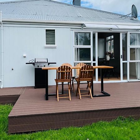 Luxurious Home Close To Beach Dunedin Exterior foto